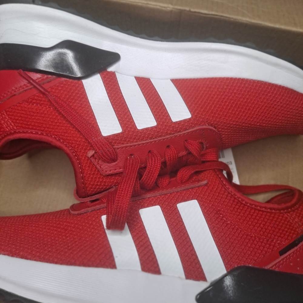 Adidas Rapid Lux Size 5